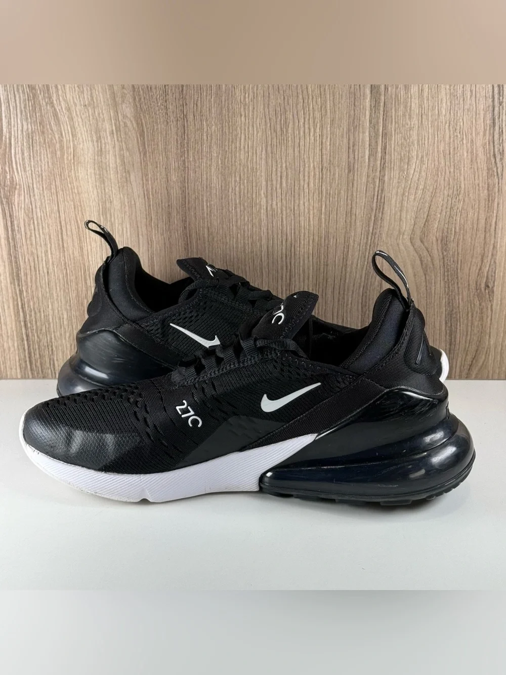 Nike Air Max 270 Black White Athletic Running Shoes AH6789-001 Women’s Size 8.5